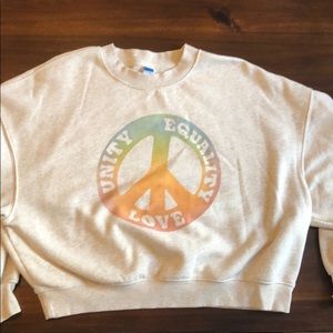 Old Navy cropped sweatshirt L